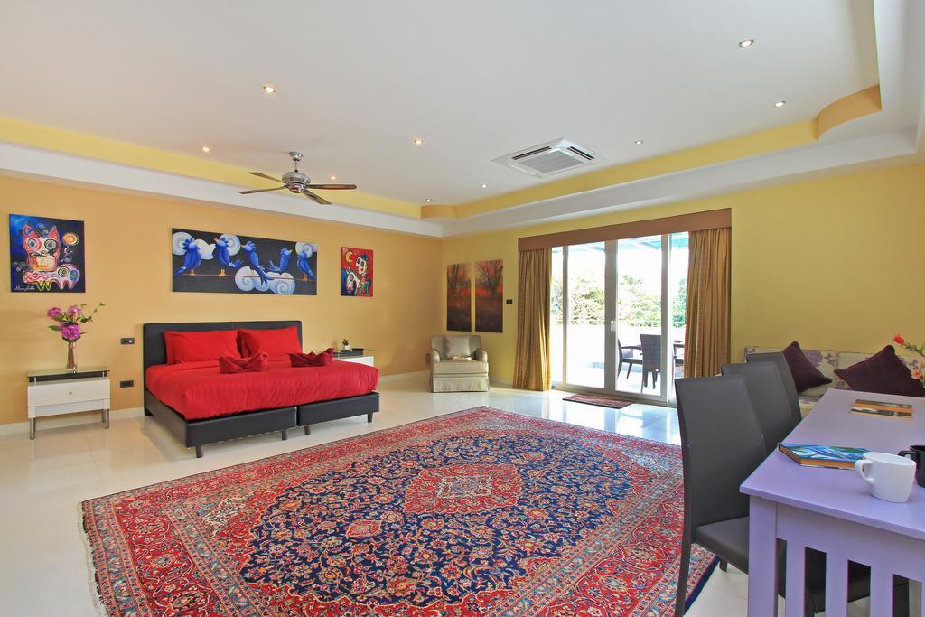 Villa Sharrow Bay Pattaya Exterior foto