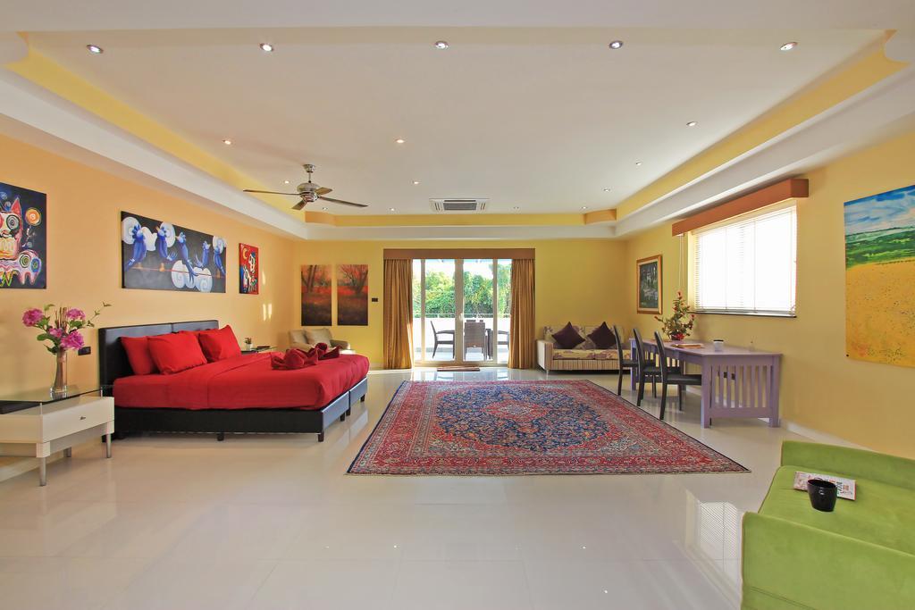 Villa Sharrow Bay Pattaya Exterior foto